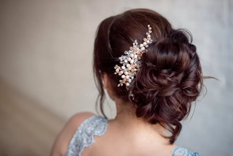 Chignon mariage, Sainte-Clotilde, Végétalement Provence - Sainte-Clotilde