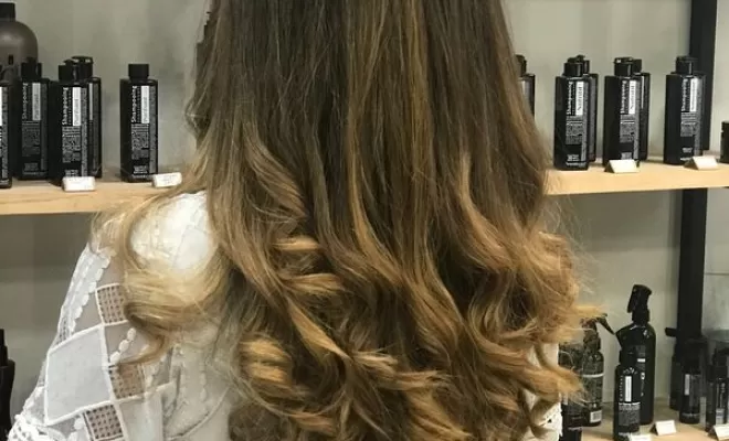 Couleur et balayage, Sainte-Clotilde, Végétalement Provence - Sainte-Clotilde