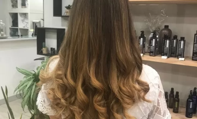 Couleur et balayage, Sainte-Clotilde, Végétalement Provence - Sainte-Clotilde